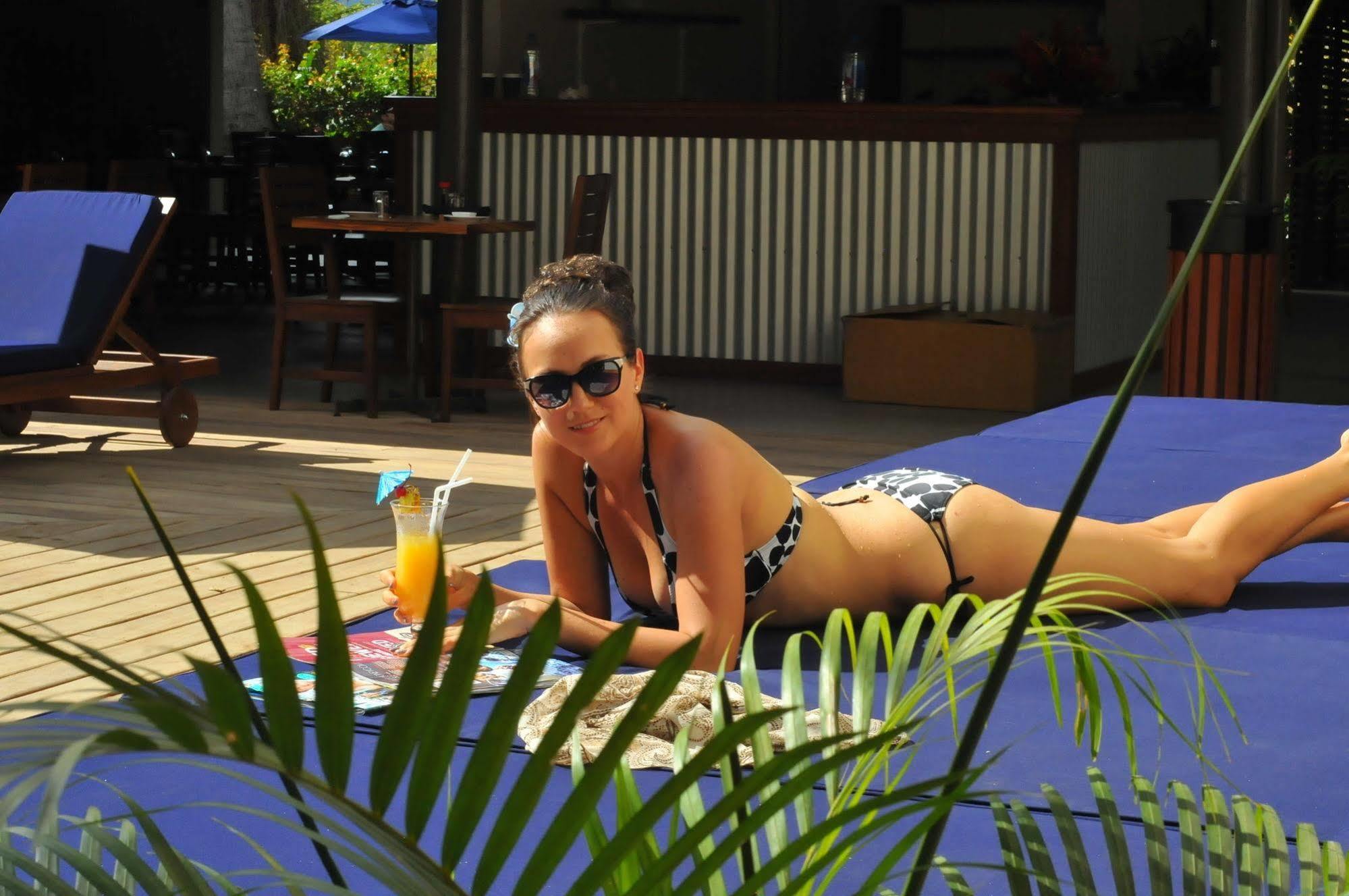Oasis Palms Hotel Nadi Exterior photo