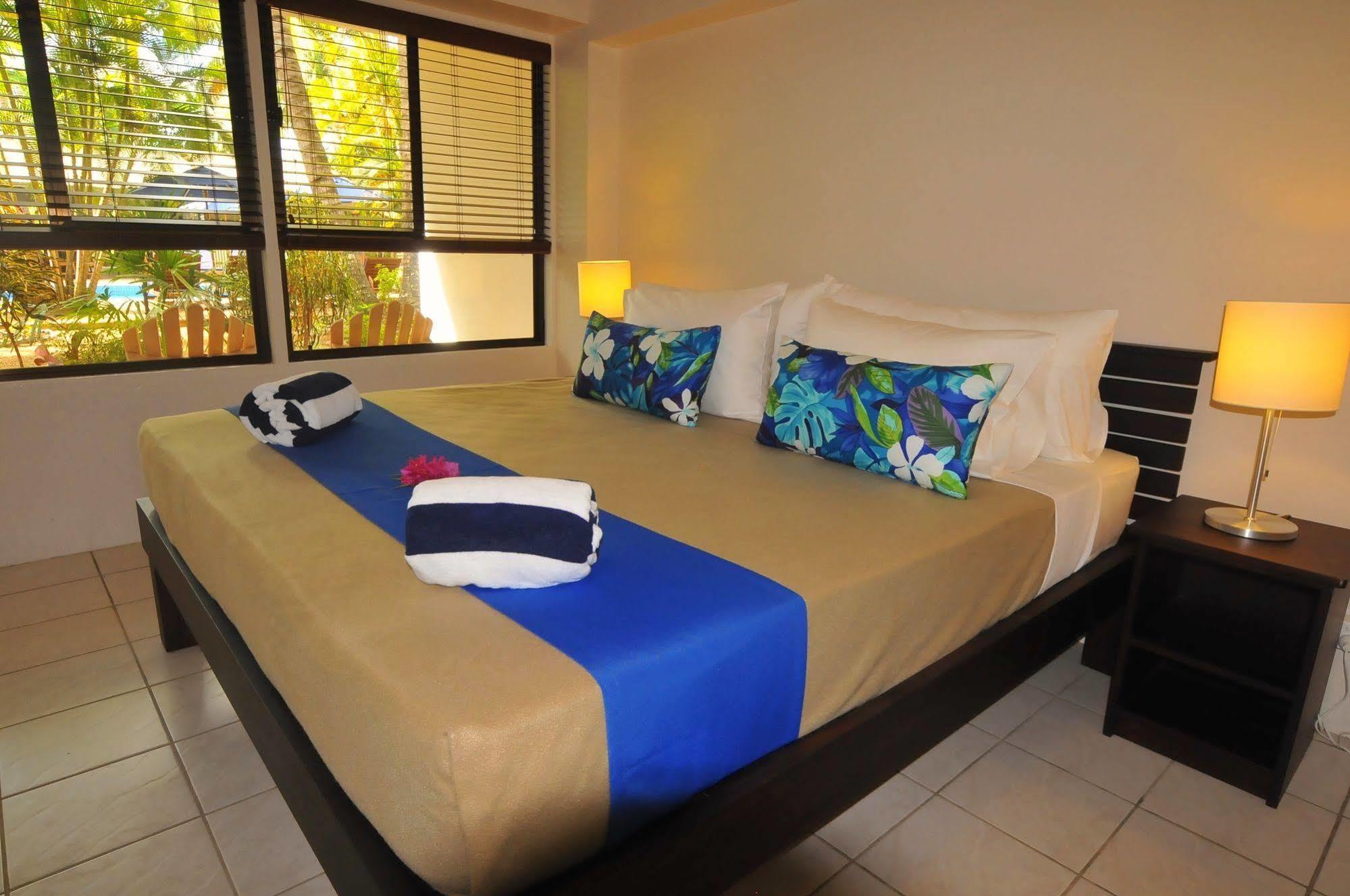 Oasis Palms Hotel Nadi Exterior photo